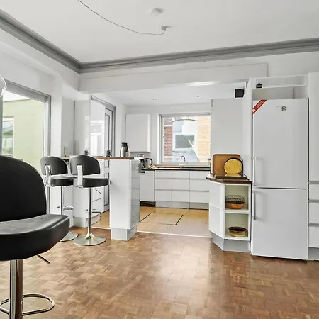 Gorgeous In With Wifi *